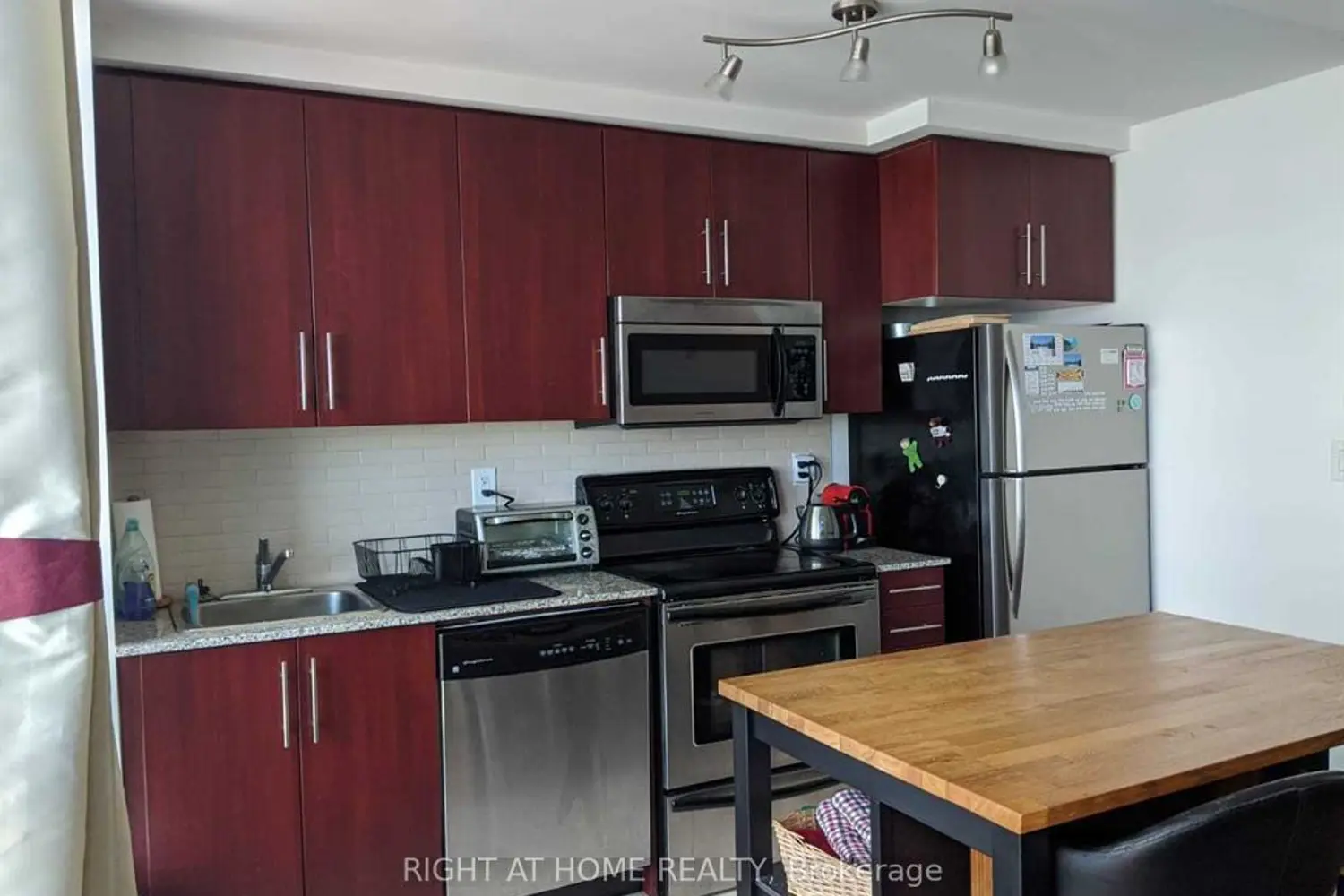 55 Bremner Boulevard 3411 photo 5