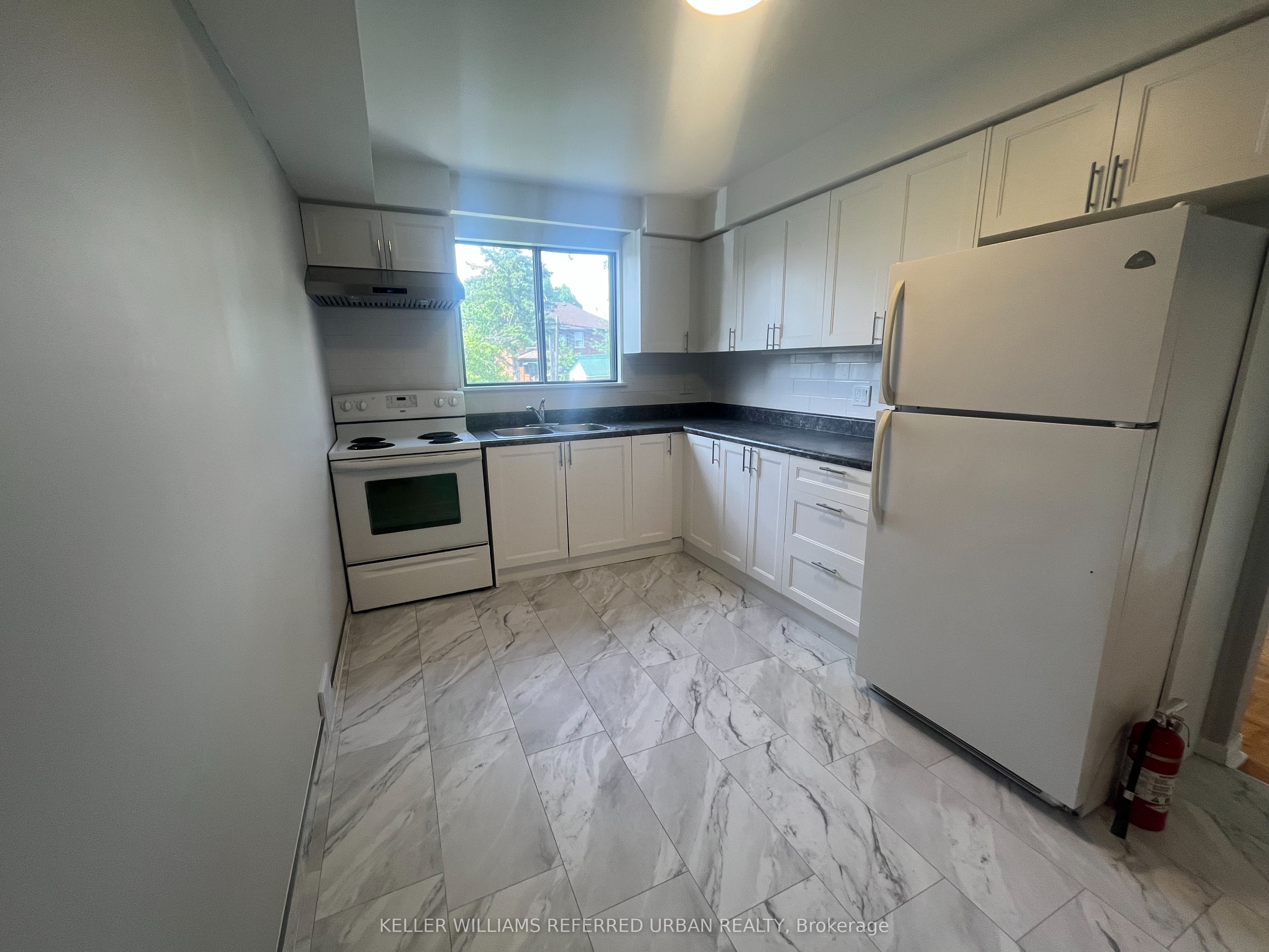 Additional image 5 of Main-222 Mortimer Avenue, Toronto, ON, M4J 2C5