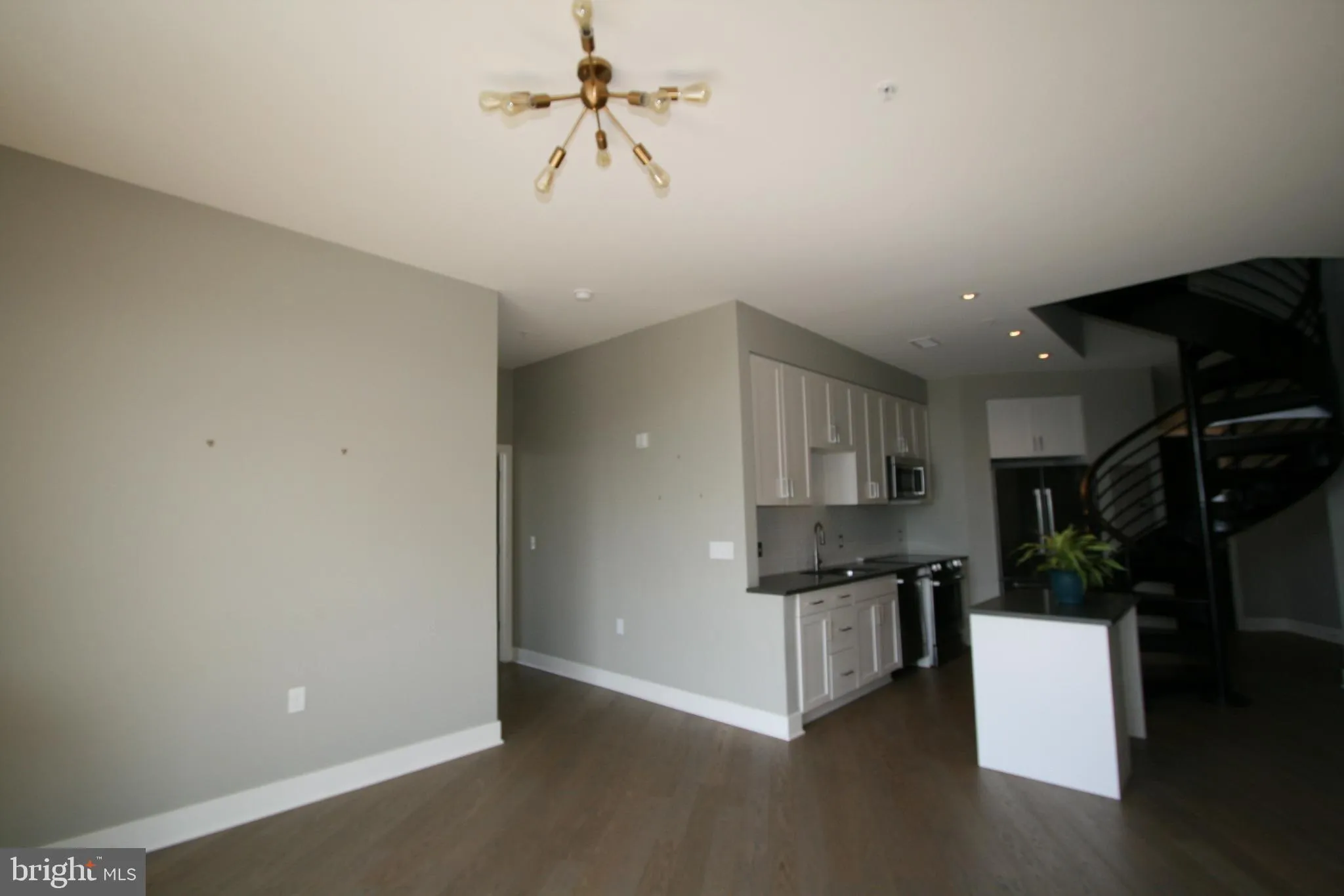 Additional image 101 of 2550 17th Street NW Unit 612, Washington, DC 20009