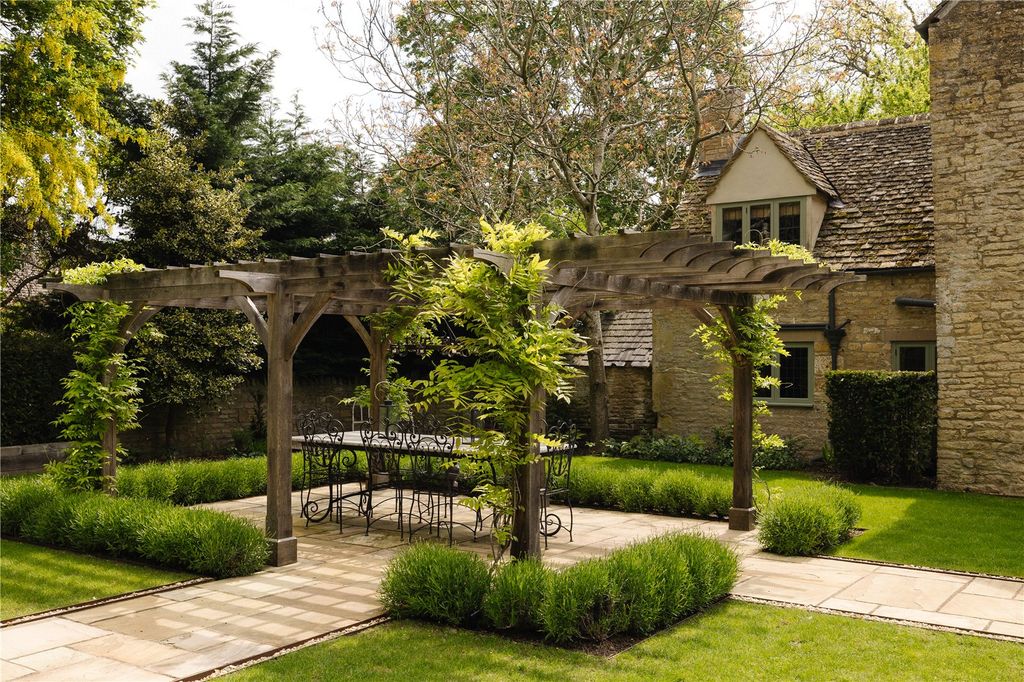 Additional image 29 of 9 bed country house for saleBroadwell, Moreton-In-Marsh, Gloucestershire GL56