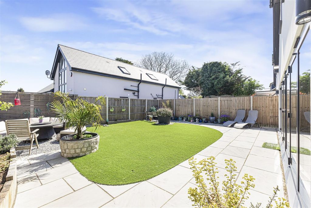 Additional image 37 of 4 bed detached house for saleWhite Hill Road, Meopham, Gravesend DA13