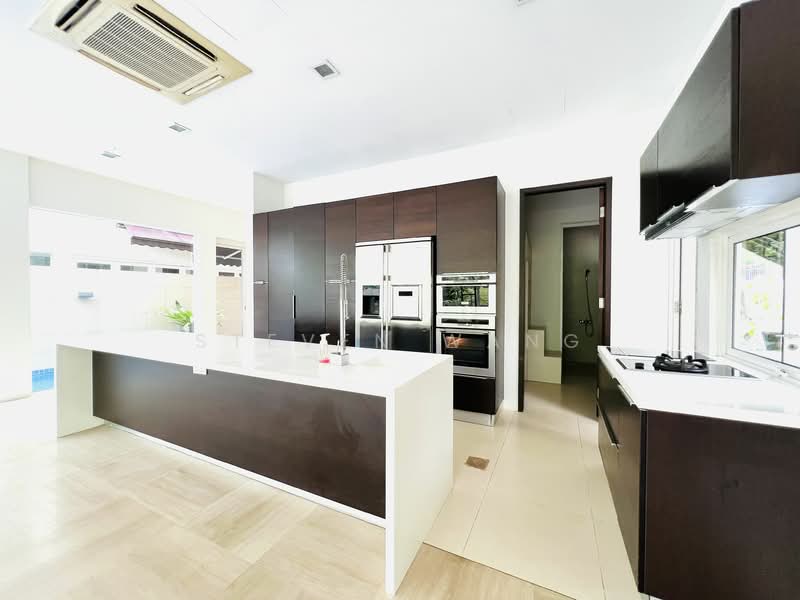Additional image 5 of Holland Road Stunning Bungalow with Pool and Greenery View