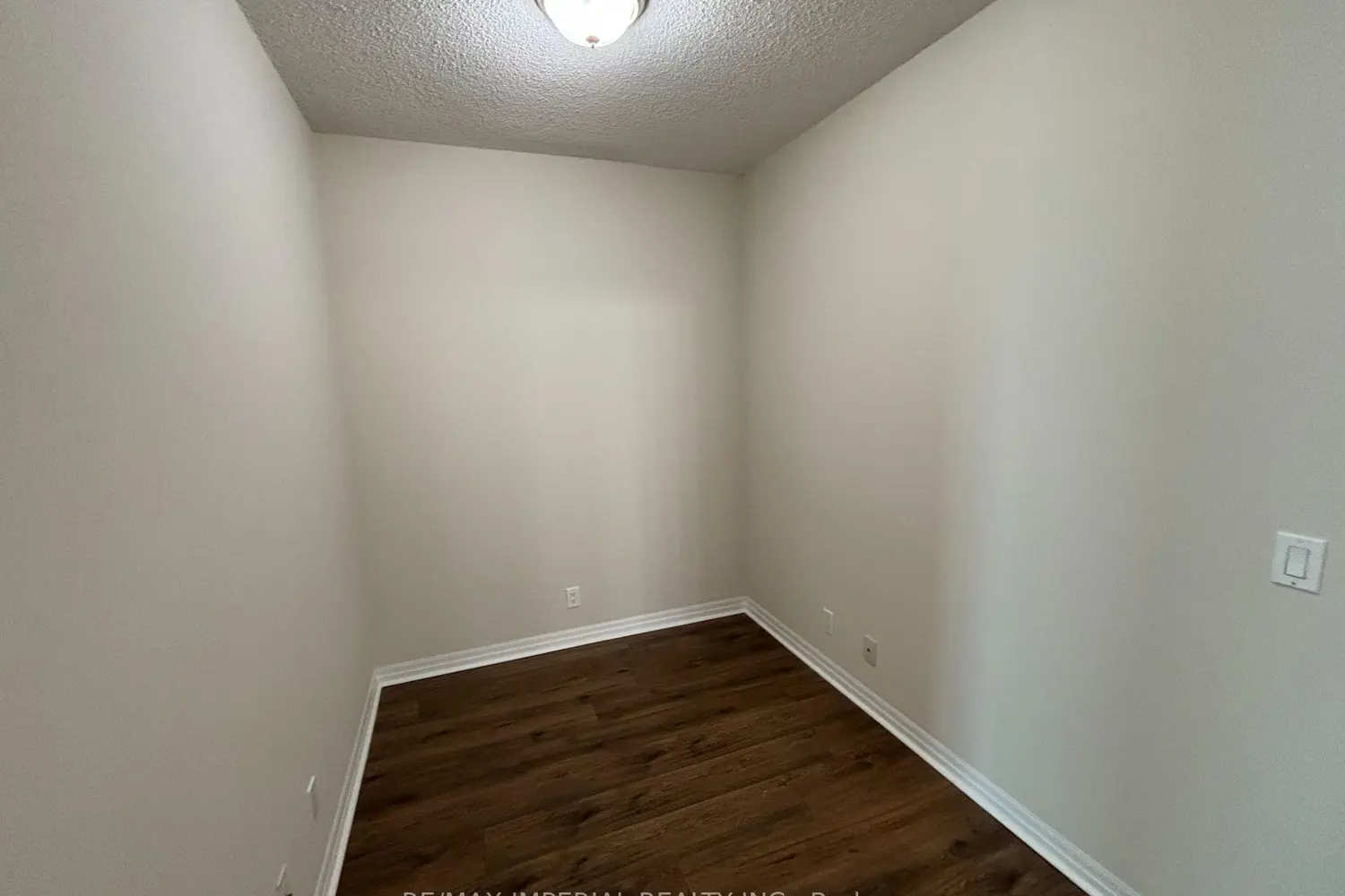 Additional image 6 of 220 Burnhamthorpe Road 2110