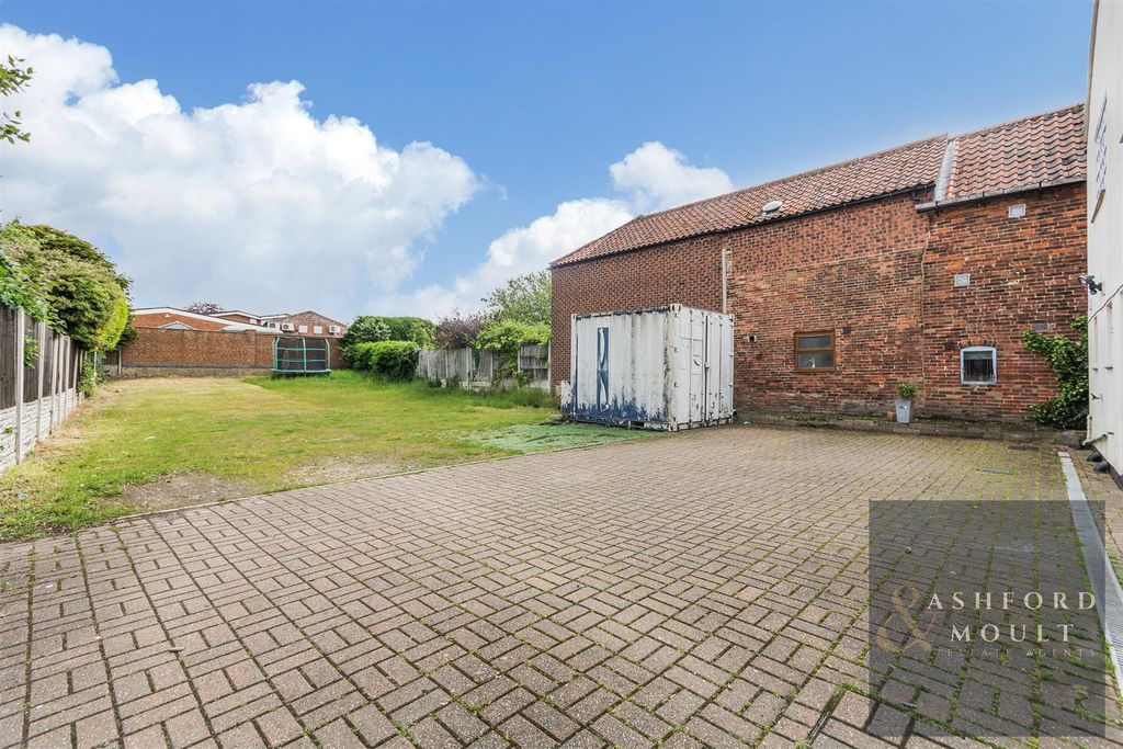 Additional image 35 of 4 bed flat for saleMain Street, Calverton, Nottingham NG14