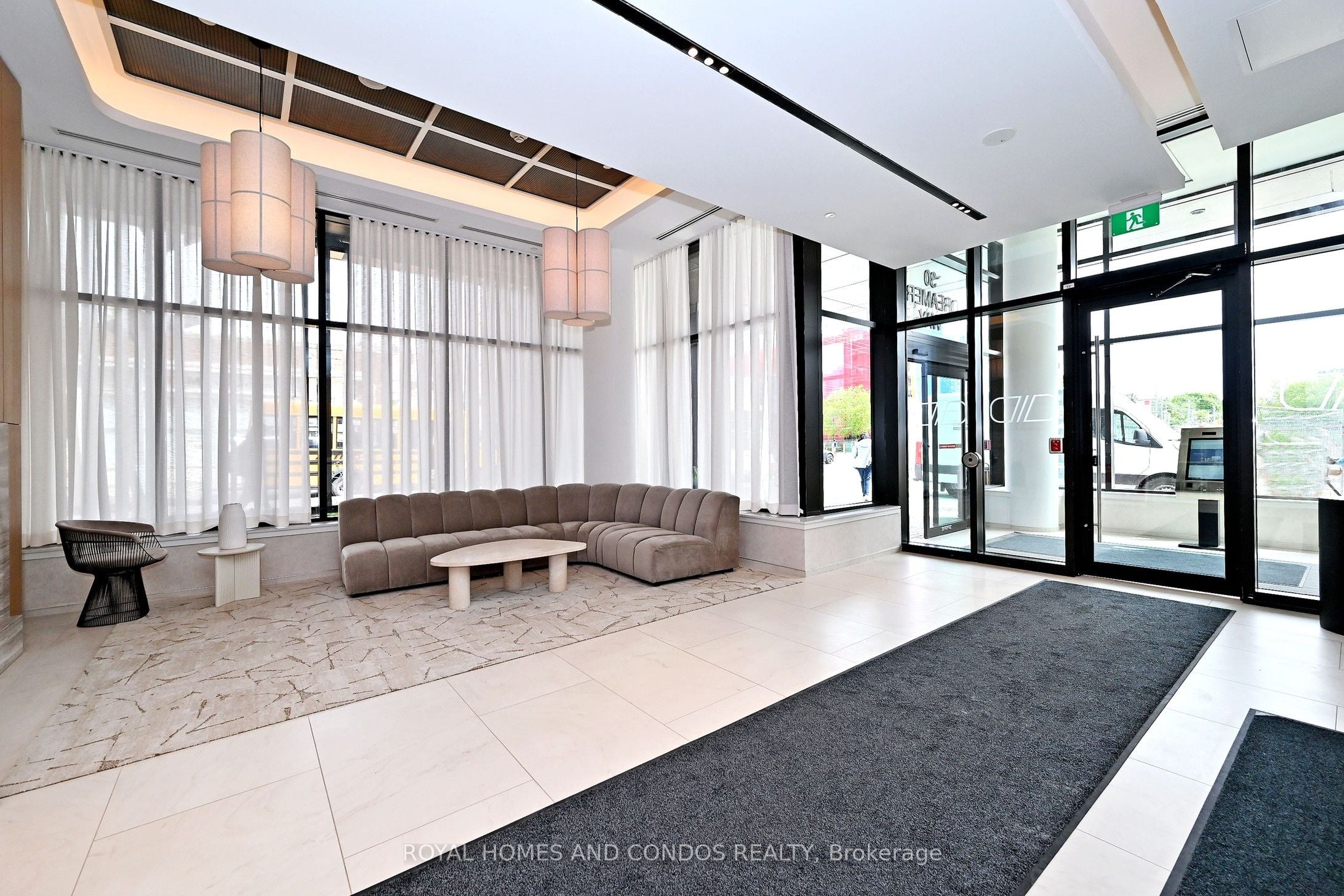Additional image 3 of 1110-10 Oak Street, Toronto, ON, M5A 0Z1
