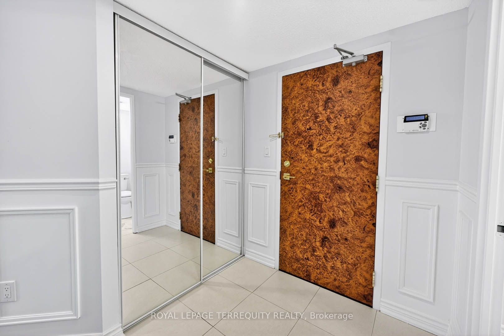 Additional image 4 of 1805-10 Kenneth Avenue, Toronto, ON, M2N 6K6