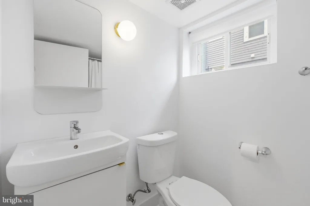Additional image 39 of 2211 R Street SE, Washington, DC 20020