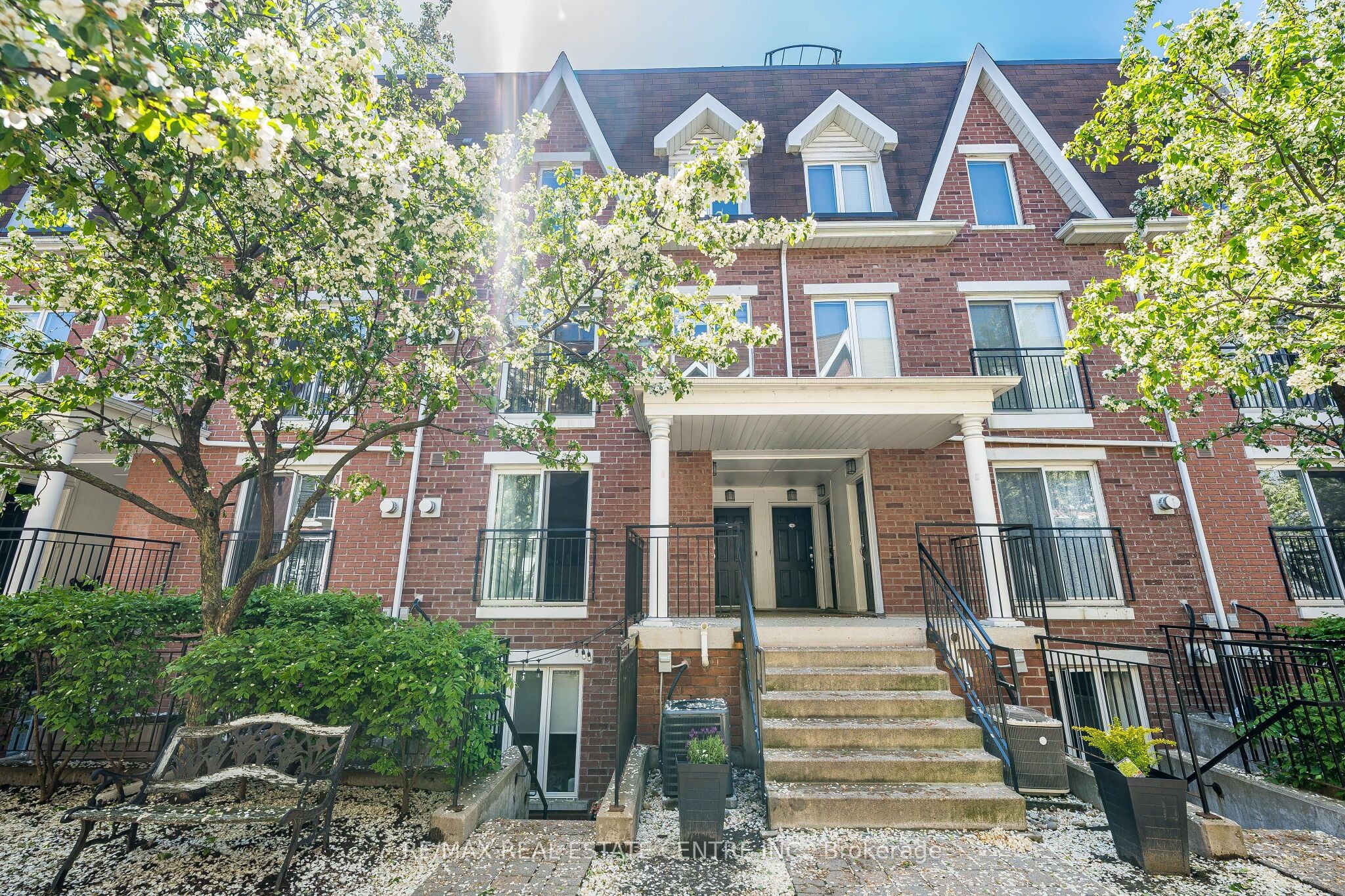 Additional image 2 of 920-16 Laidlaw Street, Toronto, ON, M6K 1X2