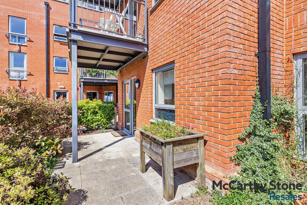 Additional image 34 of 2 bed flat for saleMonument Place, Endless Street, Salisbury SP1