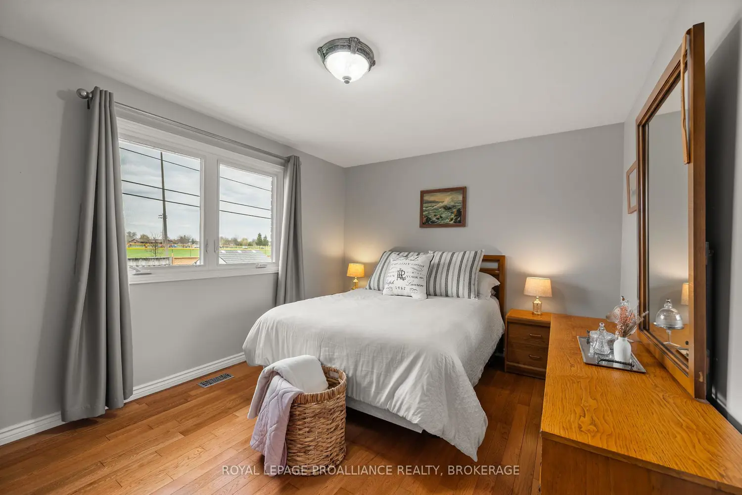 Additional image 11 of 1048 Palmerston Crescent