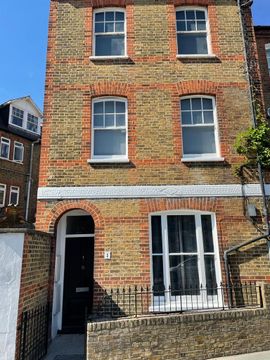 Robertson Street, London SW8, Room to rent