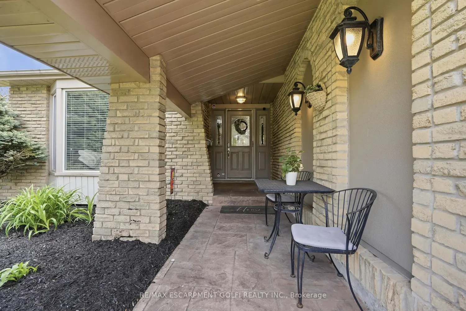 Additional image 3 of 1 Oakmeadow Place