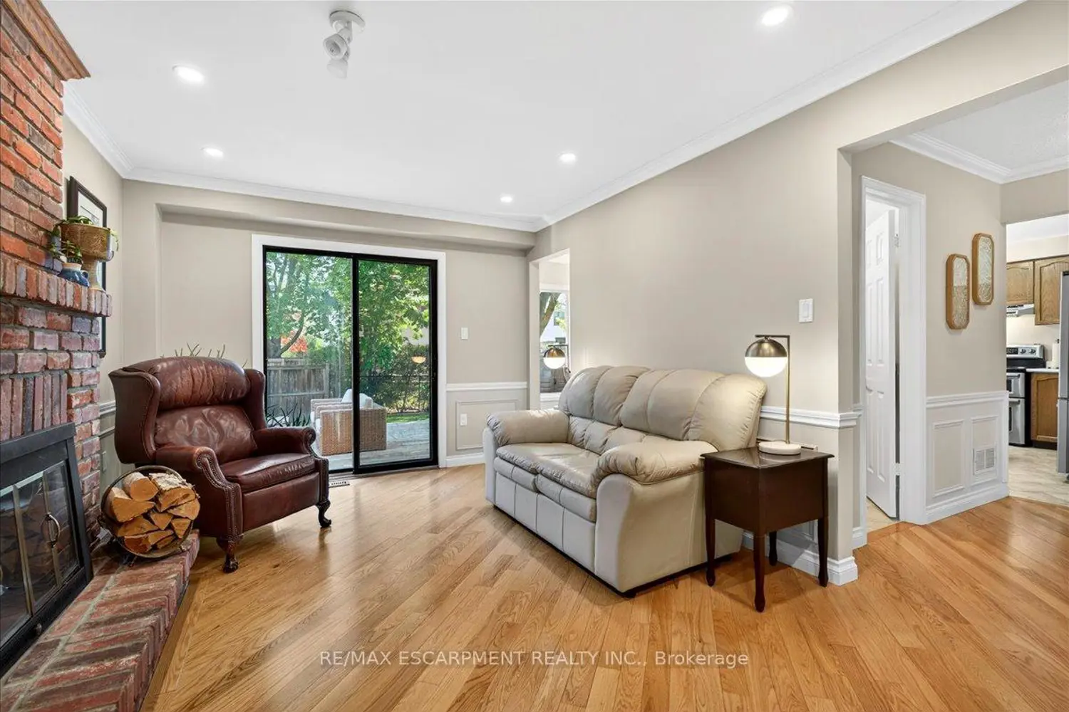Additional image 8 of 799 Hawkins Crescent
