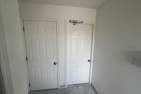 Additional image 8 of Main-222 Mortimer Avenue, Toronto, ON, M4J 2C5