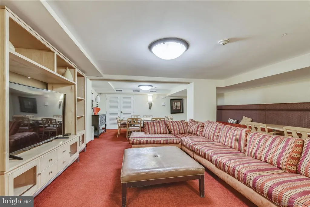 Additional image 26 of 940 25th Street NW Unit 817-S, Washington, DC 20037