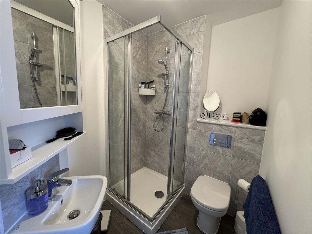Additional image 7 of 2 bed flat for saleCape Lindsey Road, Newport NP20