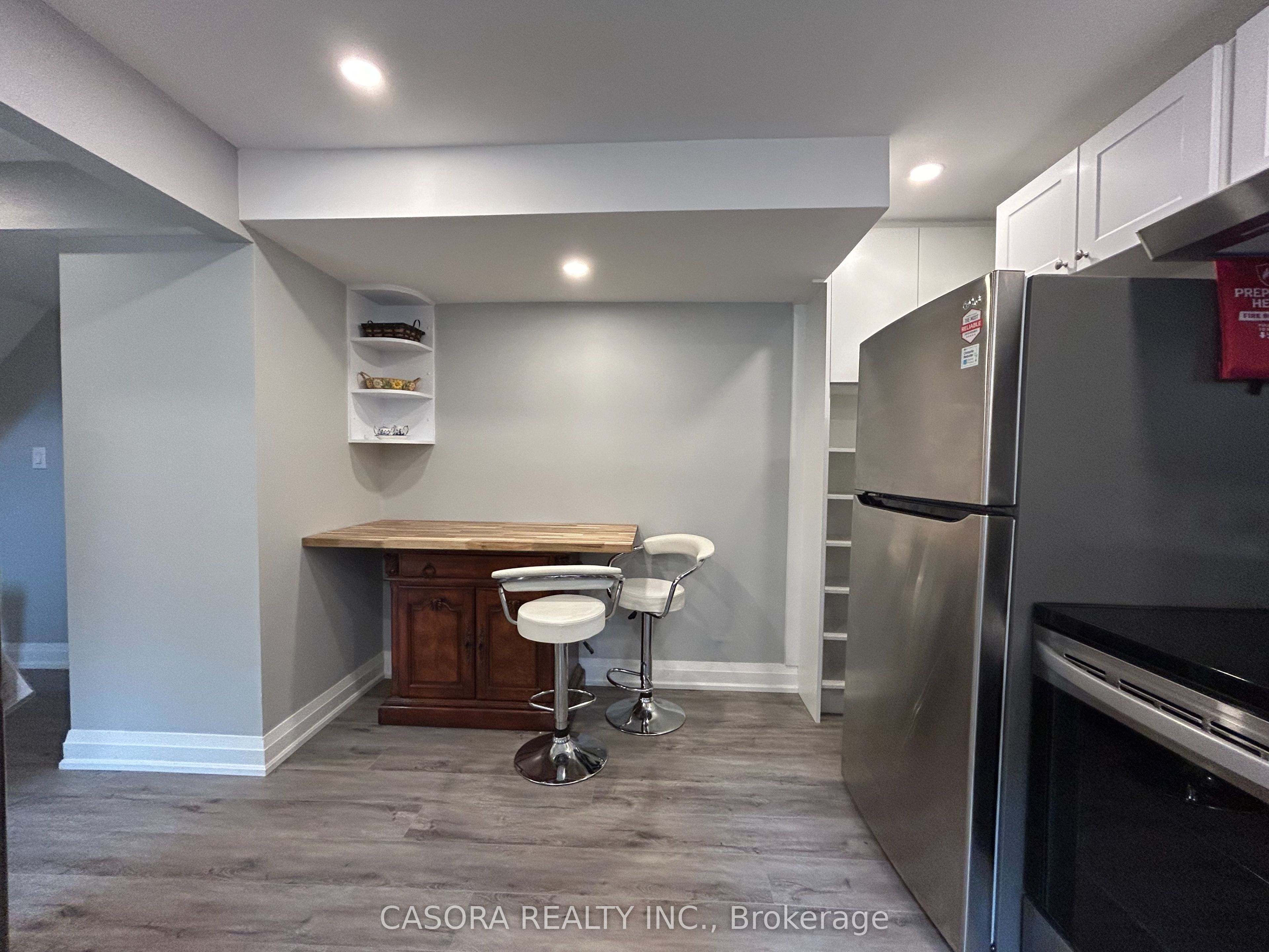 Additional image 6 of LOWER-4258 Longmoor Avenue, Burlington, ON, L7L 4Z9