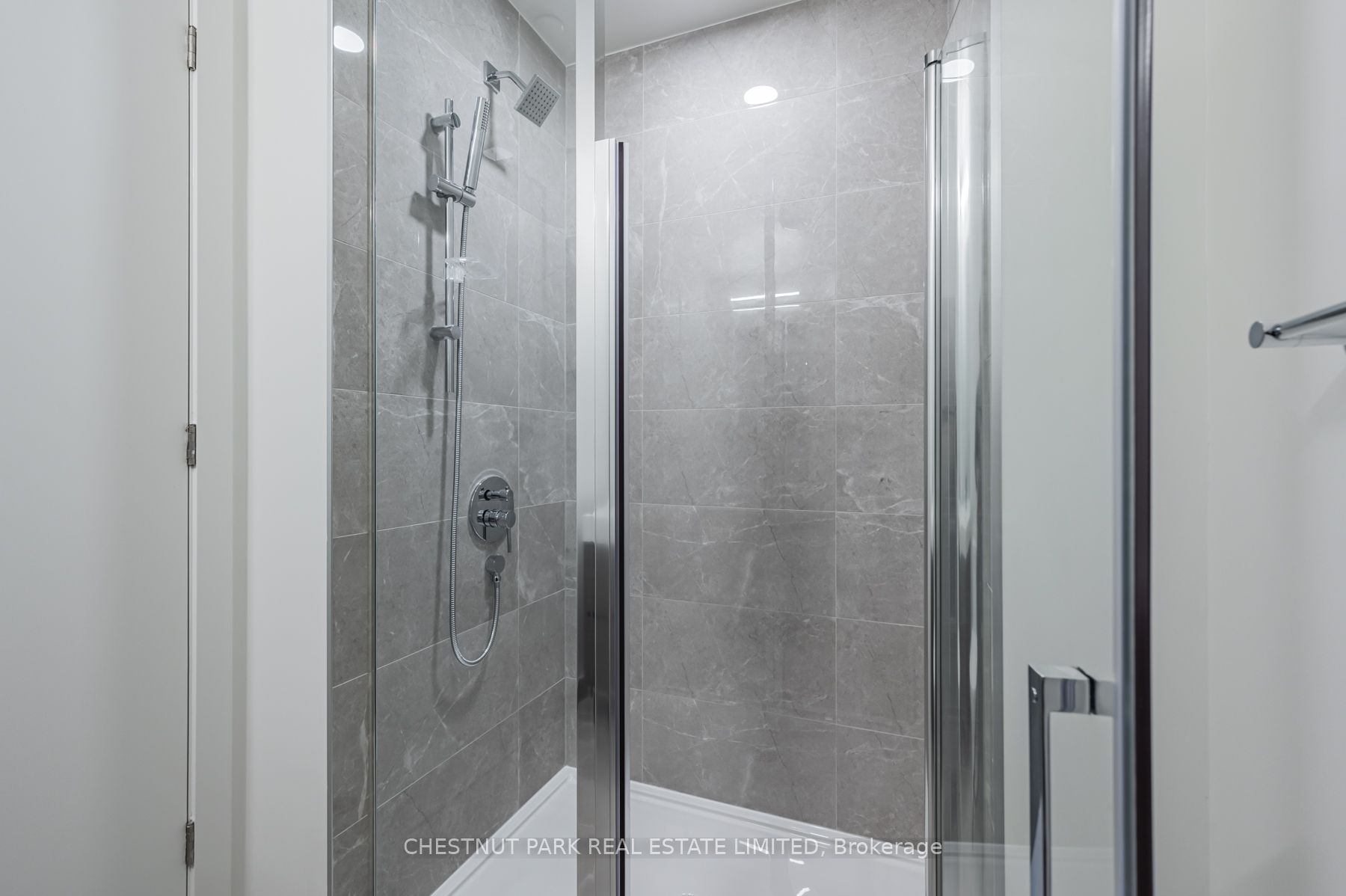 Additional image 5 of 107-9 Tecumseth Street, Toronto, ON, M5V 0S5