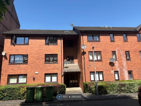 Landressy Place, Glasgow G40