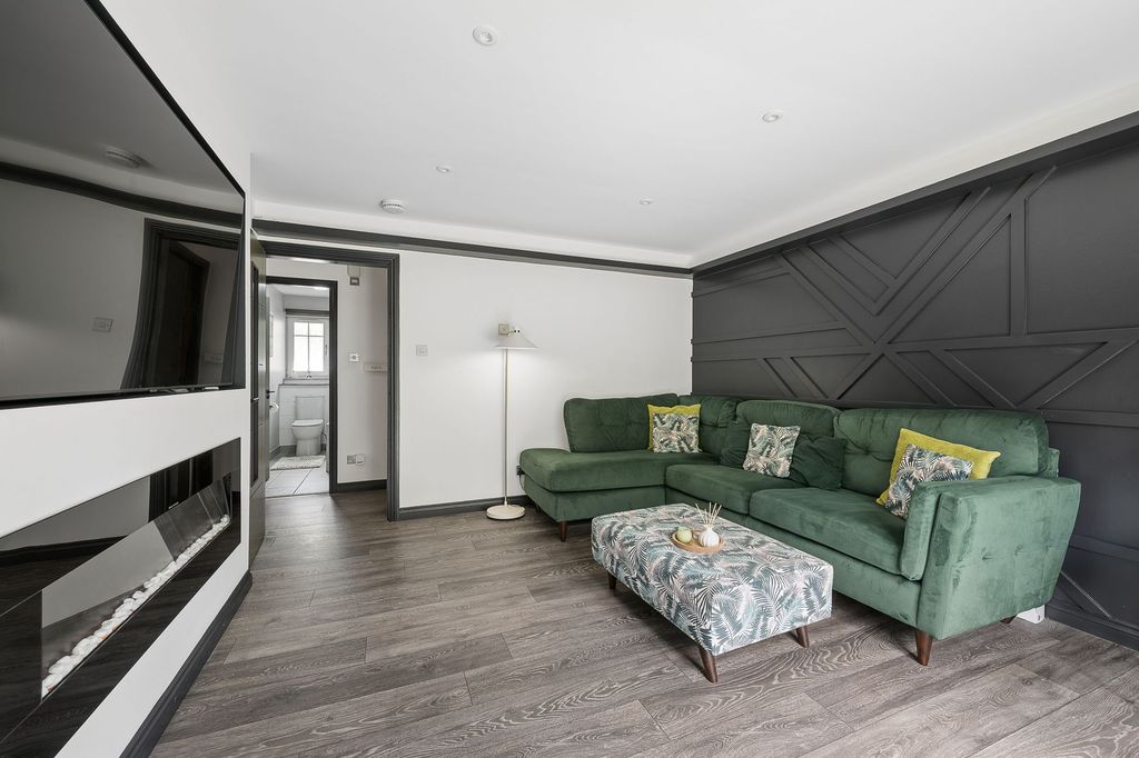 Additional image 5 of 2 bed flat for saleQuarrywood Court, Livingston EH54