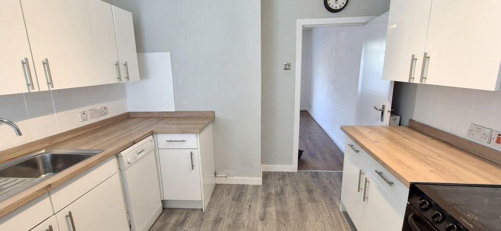 Additional image 7 of 2 bed flat for saleLawfield Avenue, West Kilbride KA23