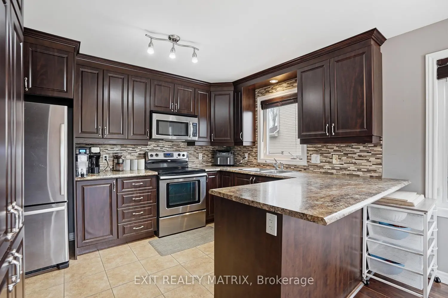 Additional image 10 of 111 Brunet Street