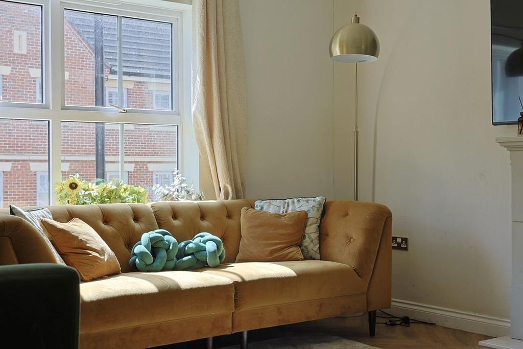 Additional image 9 of 5 bed end terrace house for saleFeatherstone Grove, Newcastle Upon Tyne NE3