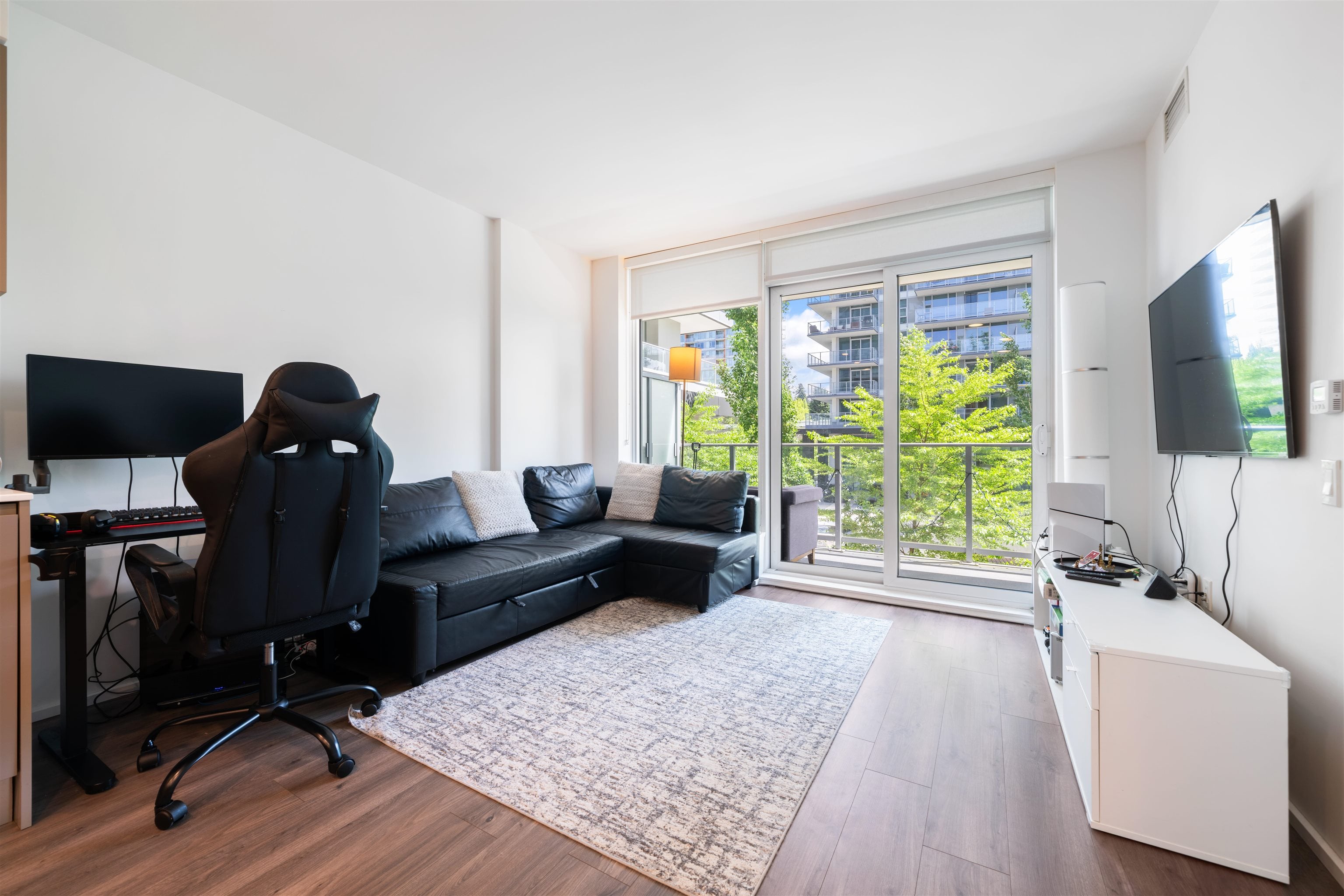 Additional image 5 of 202-3809 Evergreen Place, Burnaby, BC, V3J 0M1