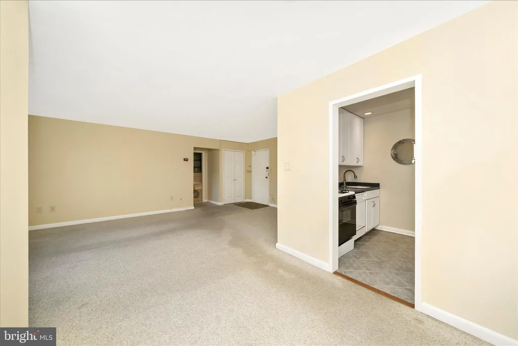 Additional image 12 of 2400 NW 41st Street NW Unit 403, Washington, DC 20007