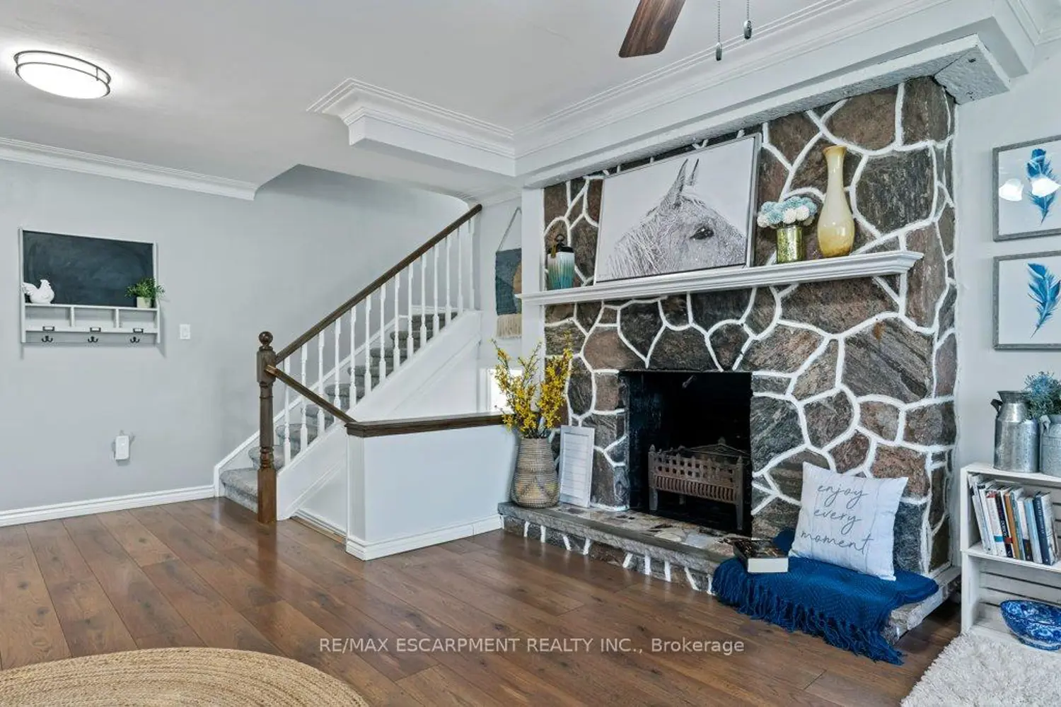 9793 Dickenson Road