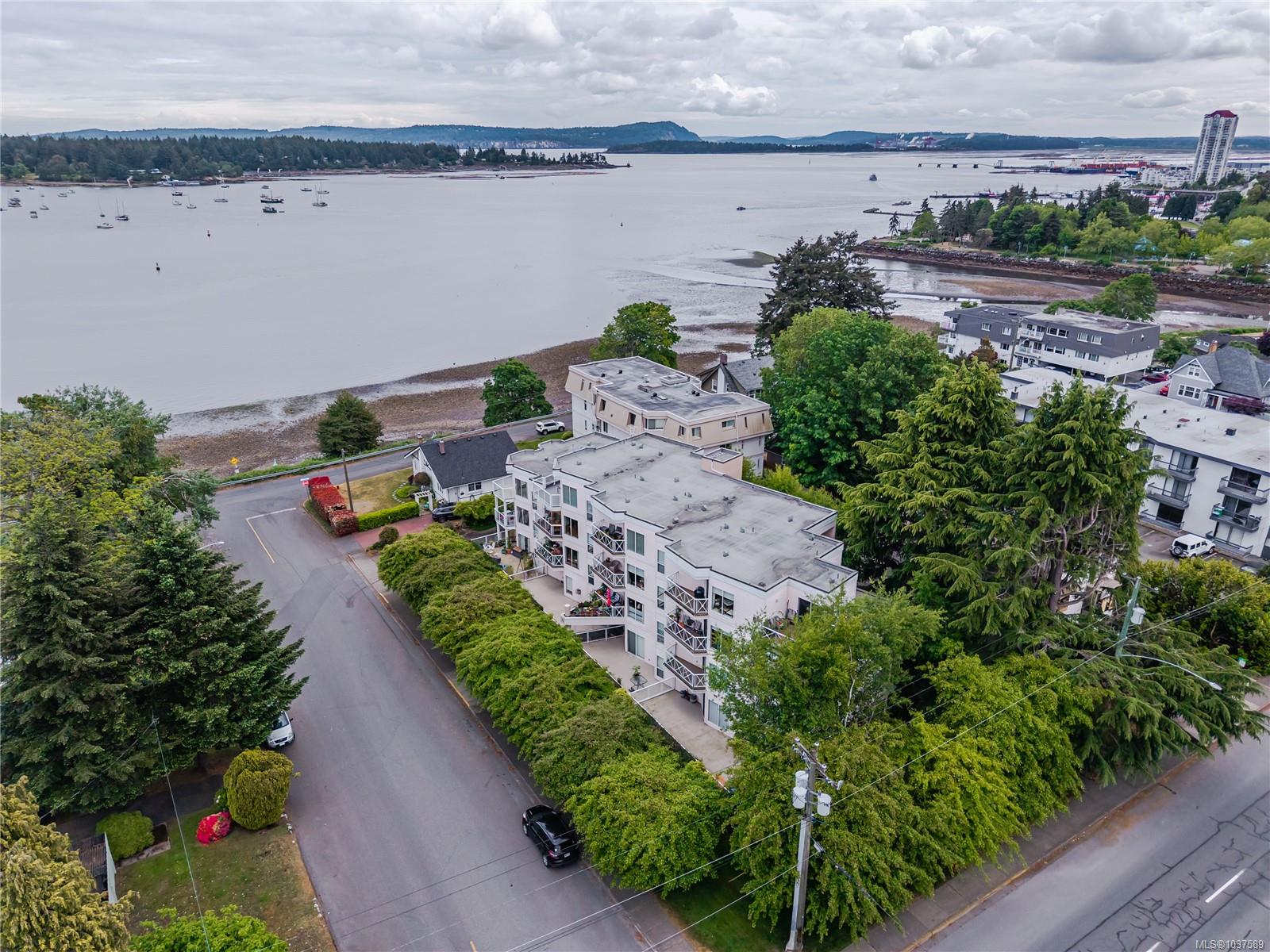 304-75 Bryden Street, Nanaimo, BC, V9S 1A4