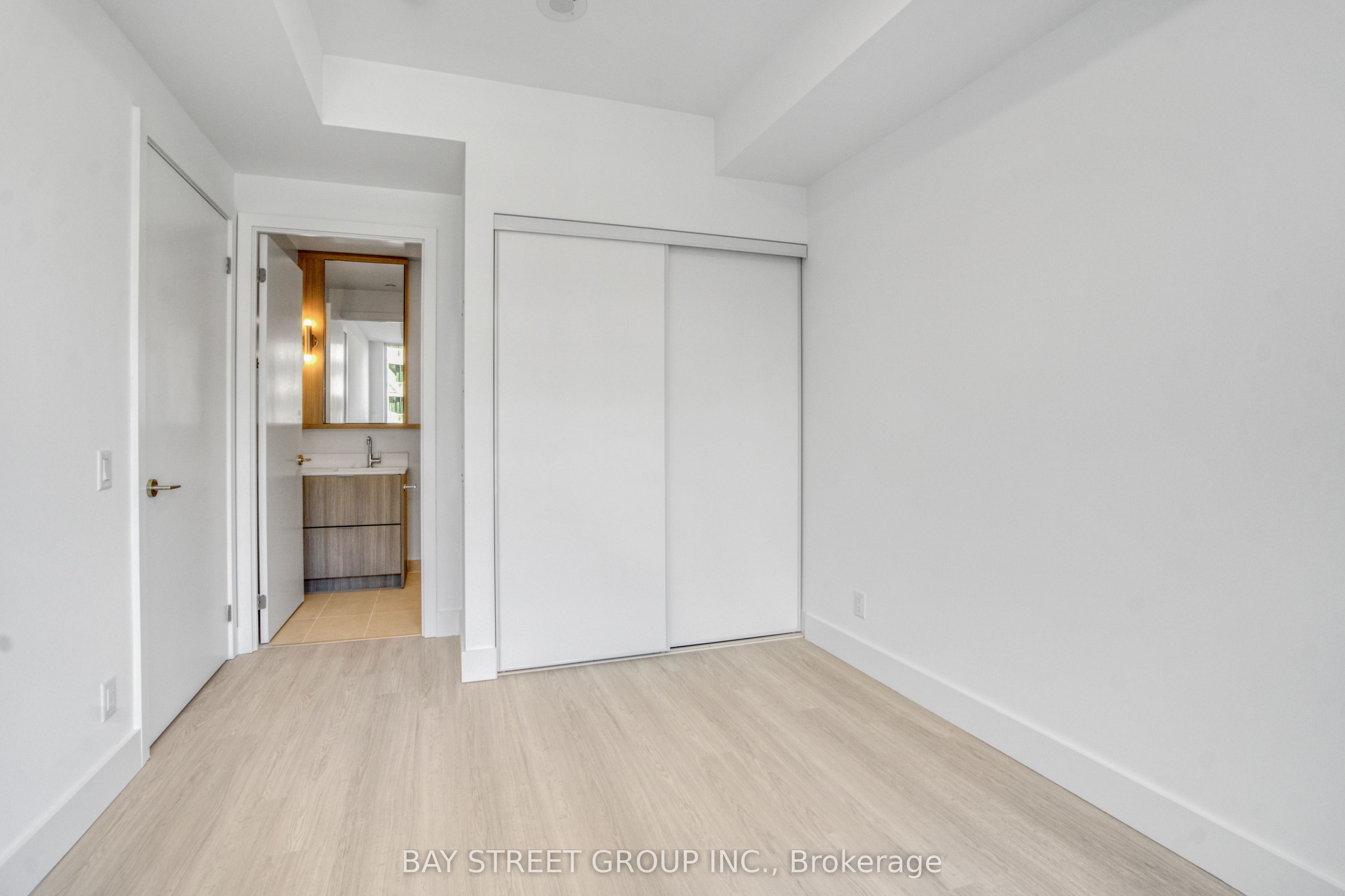 Additional image 4 of 501-6 Greenbriar Road, Toronto, ON, M2K 0H6