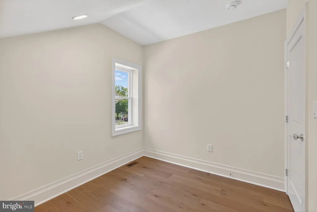 Additional image 29 of 4404 16th Street NW, Washington, DC 20011