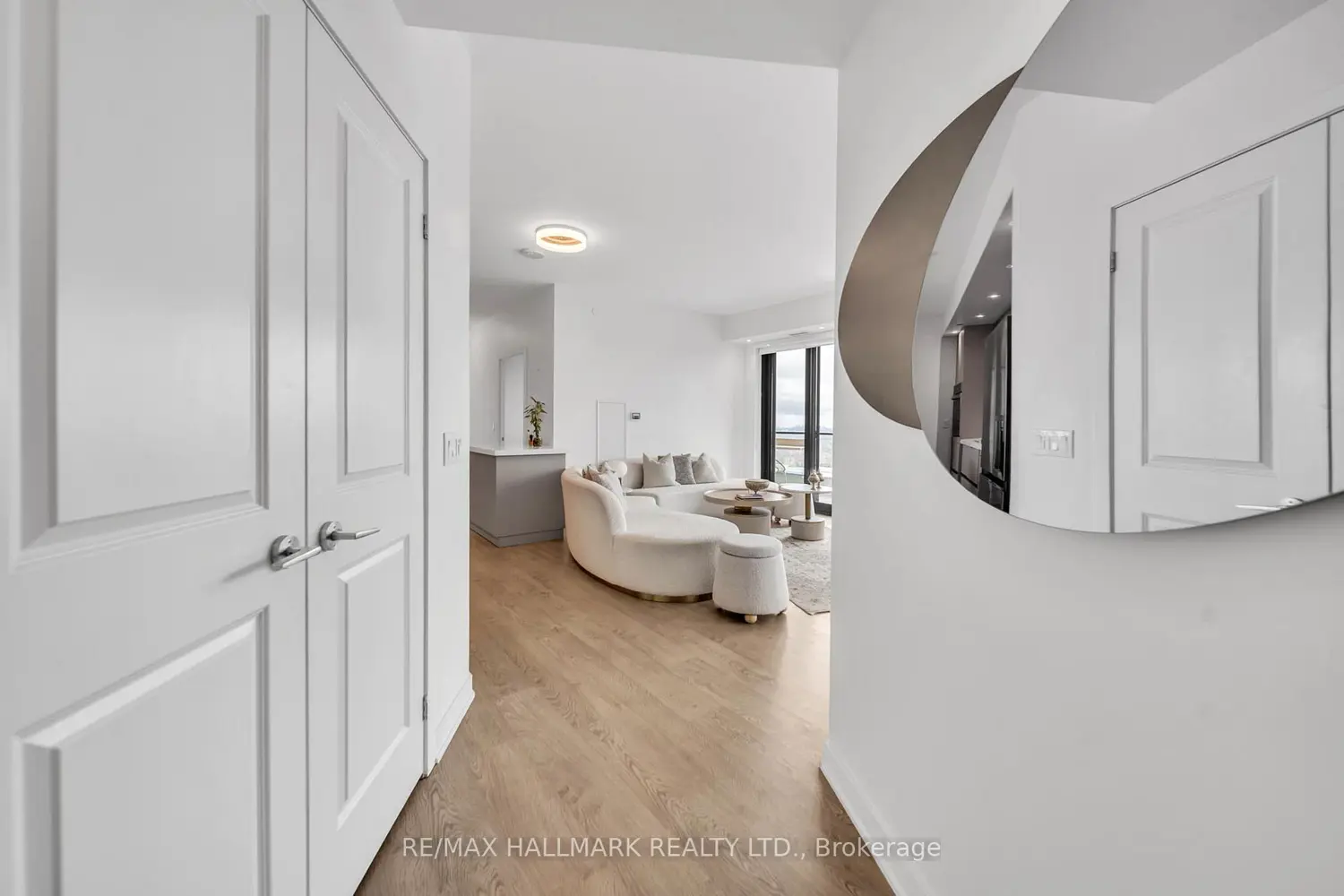Additional image 4 of 120 Eagle Rock Way 1506