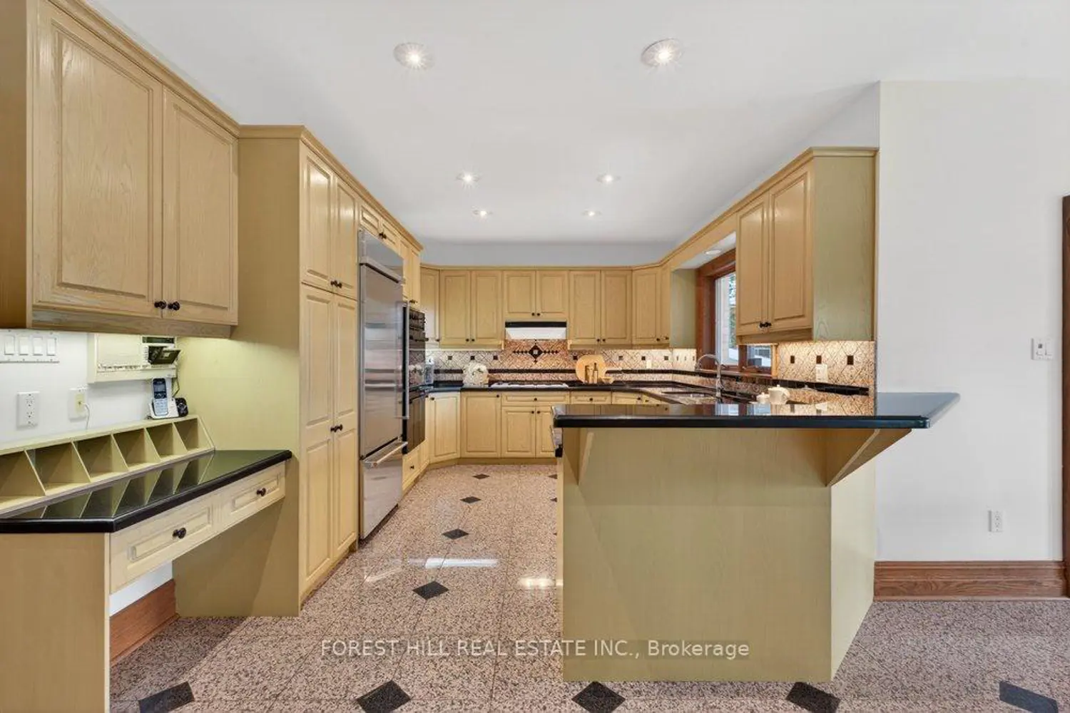 162 Codsell Avenue photo 3