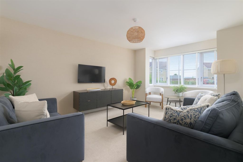 Additional image 2 of 4 bed detached house for saleEagle Avenue, Auchterarder PH3