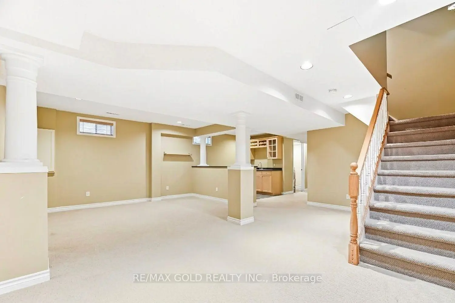 Additional image 13 of 2441 Capilano Crescent