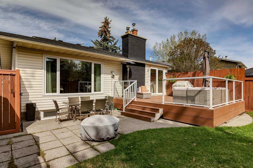 Additional image 4 of 68 Woodmont Rise SW, Calgary, AB, T2W 4L5