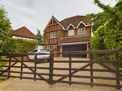 Sharps Lane, Ruislip HA4