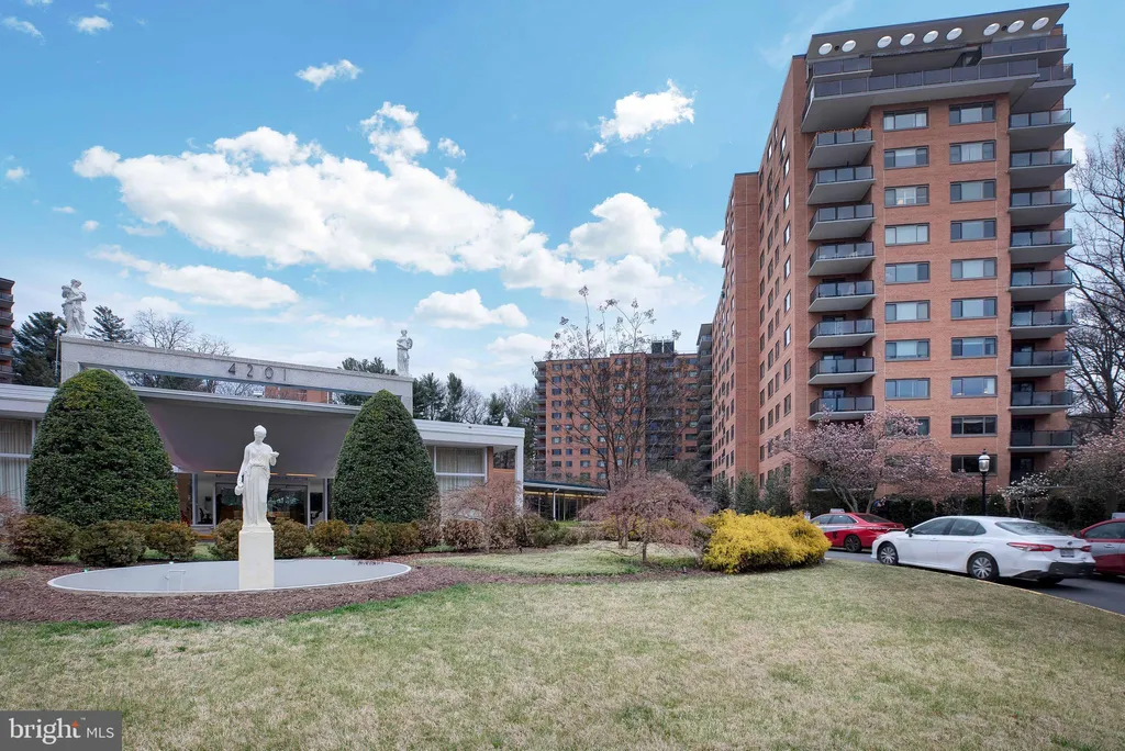 Additional image 3 of 4201 Cathedral Avenue NW Unit 511E, Washington, DC 20016