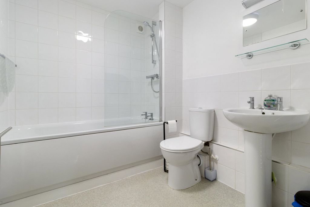Additional image 9 of 2 bed flat for saleImperial Road, Malvern WR14