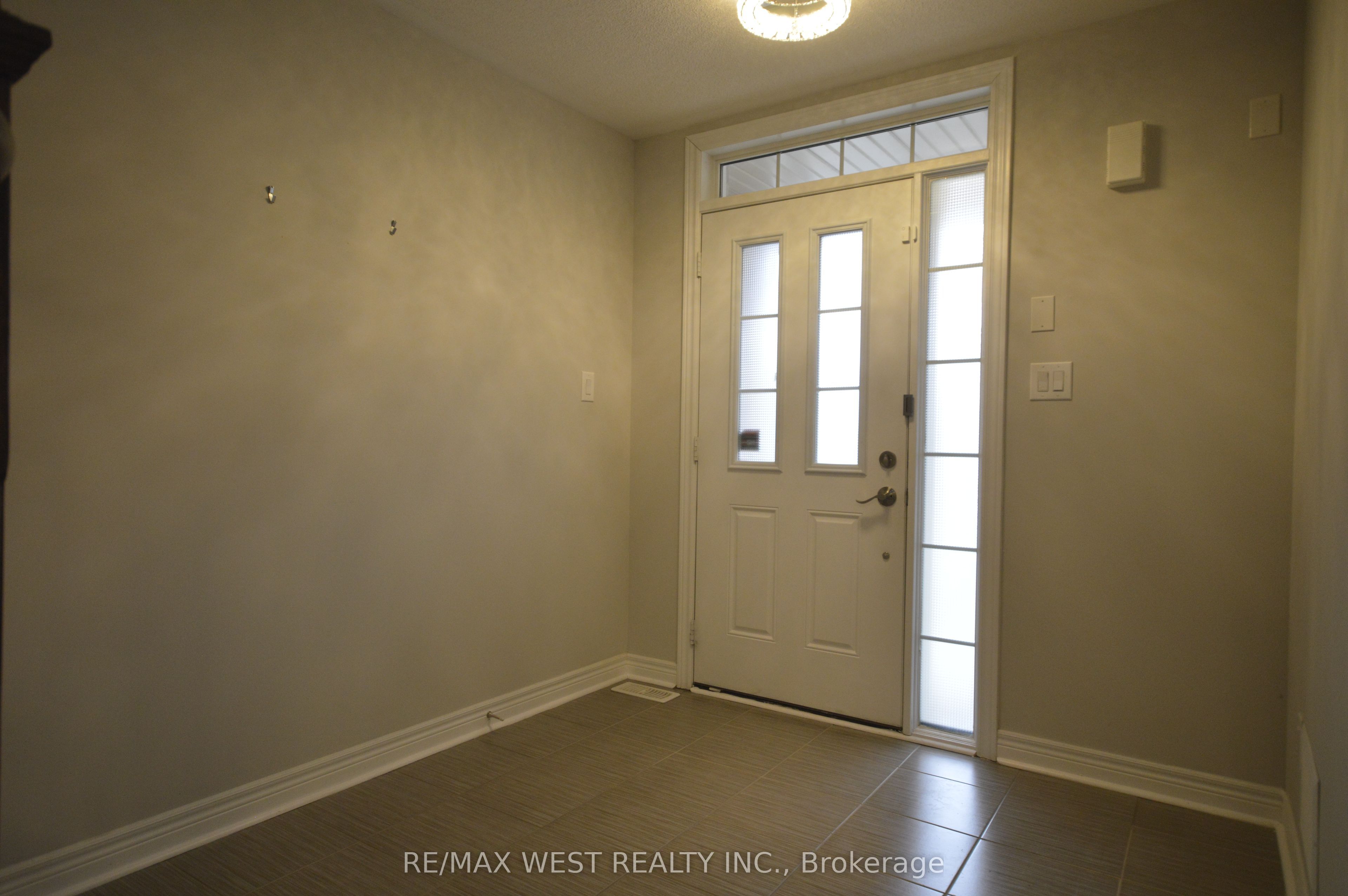 Additional image 2 of 3 Earnshaw Drive, Markham, ON, L6C 0E5