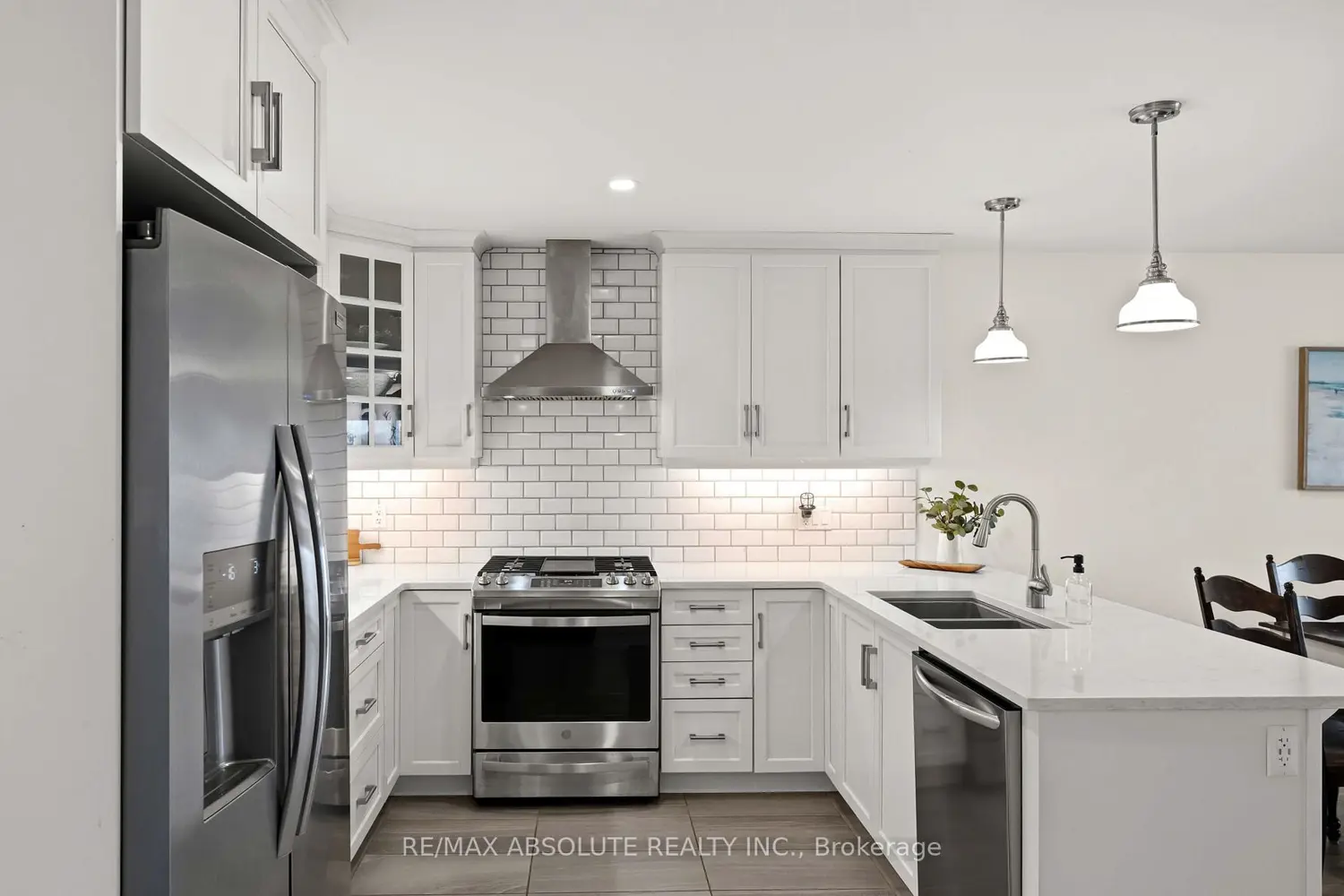 Additional image 4 of 27 Morgan Clouthier Way