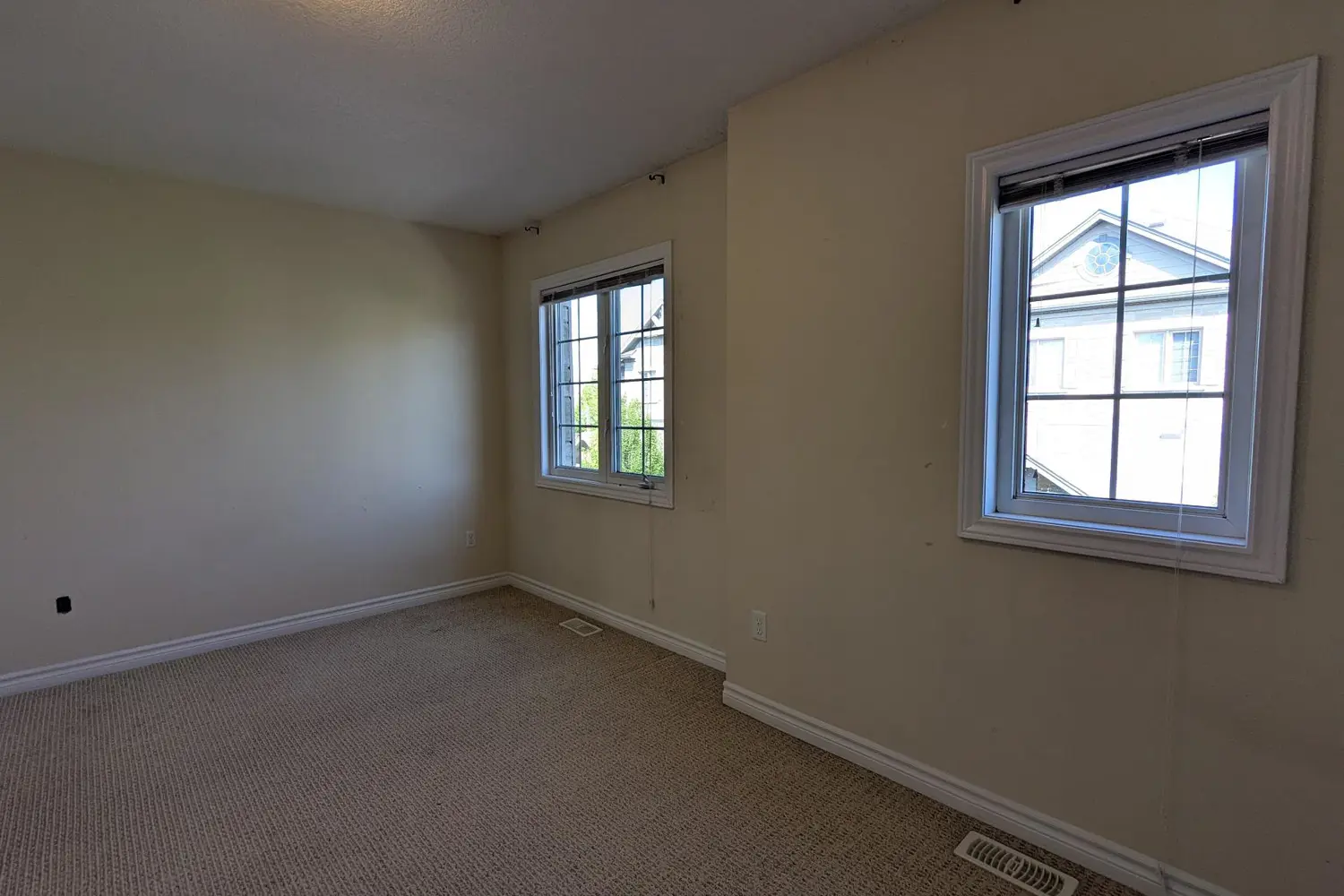 Additional image 9 of 931 Glasgow Street 27B