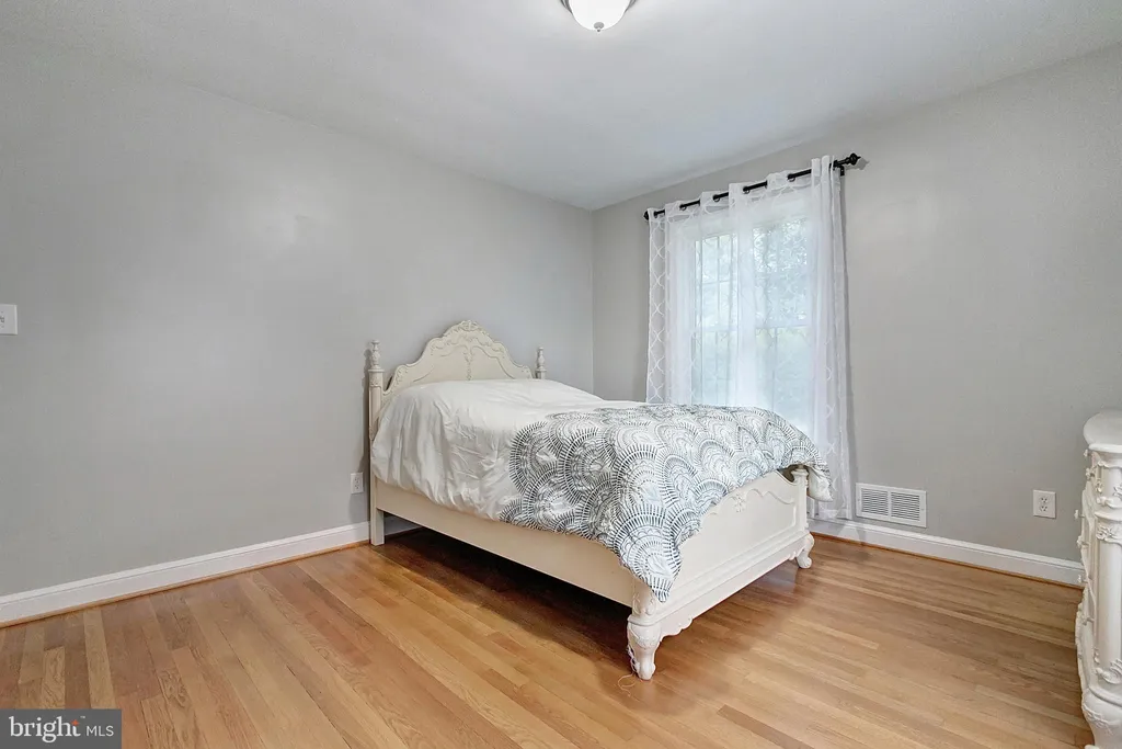 Additional image 17 of 2108 48th Street NW, Washington, DC 20007