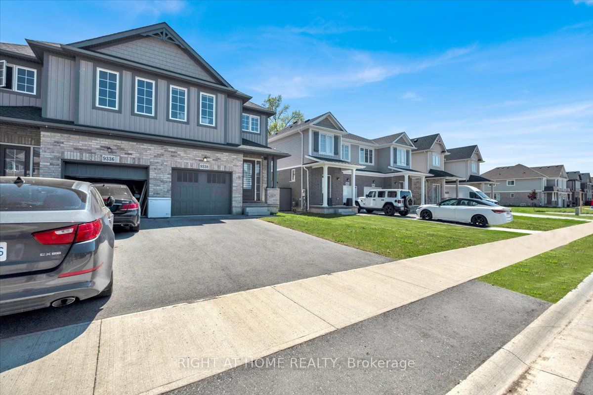 9338 White Oak Avenue, Niagara Falls, ON, L2G 3P6