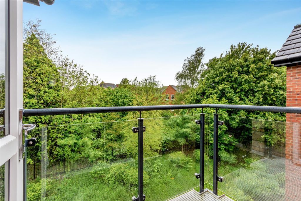 Additional image 7 of 2 bed flat for saleSaxon Gardens, Penn Street, Oakham, Rutland LE15