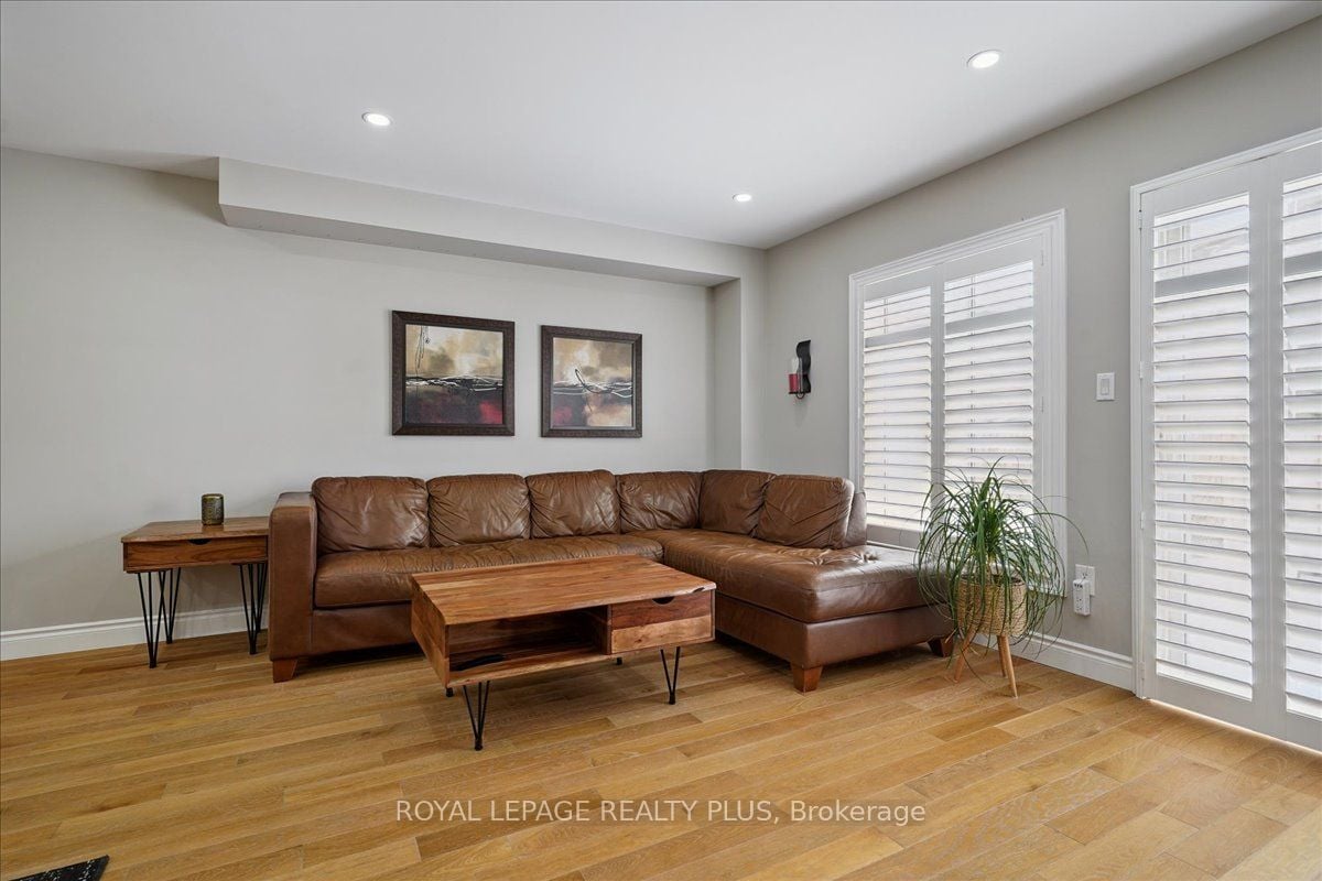 Additional image 3 of 5300 Palmetto Place, Mississauga, ON, L5M 0C7