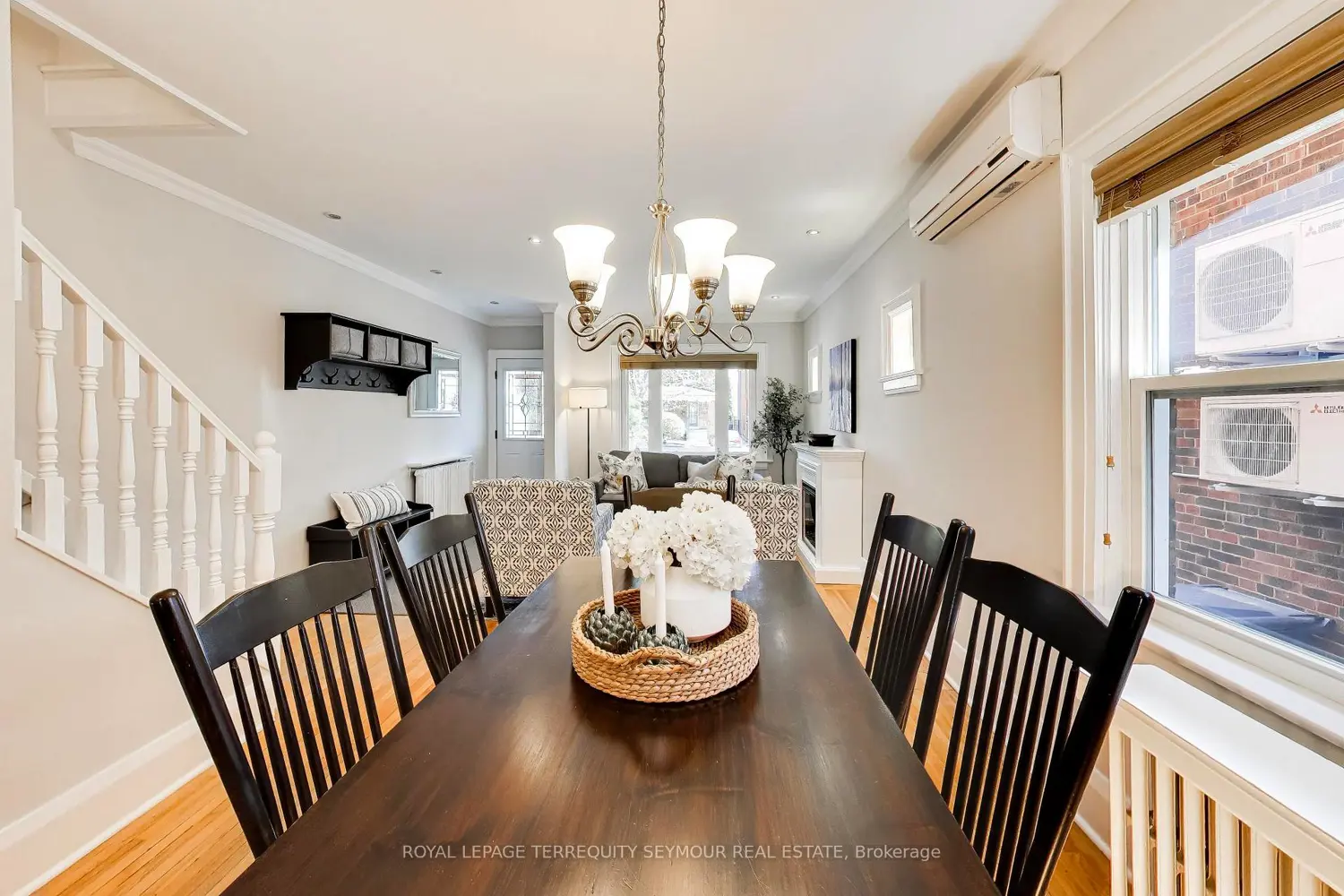 1080 Logan Avenue photo 4