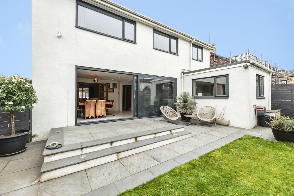 Additional image 23 of 4 bed detached house for saleWakefield Road, Gildersome, Leeds LS27